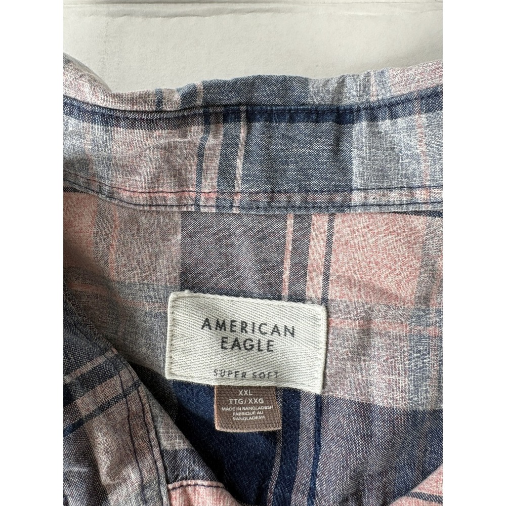 American Eagle Mens XXL Super Soft Flannel Shirt Pink Navy Plaid Button Down - Picture 3 of 6